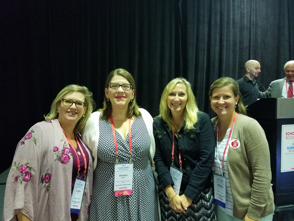 raney223's tweet photo. #readingsummit So excited to meet Donalyn Miller in person! https://t.co/7FmkbUkQ4m