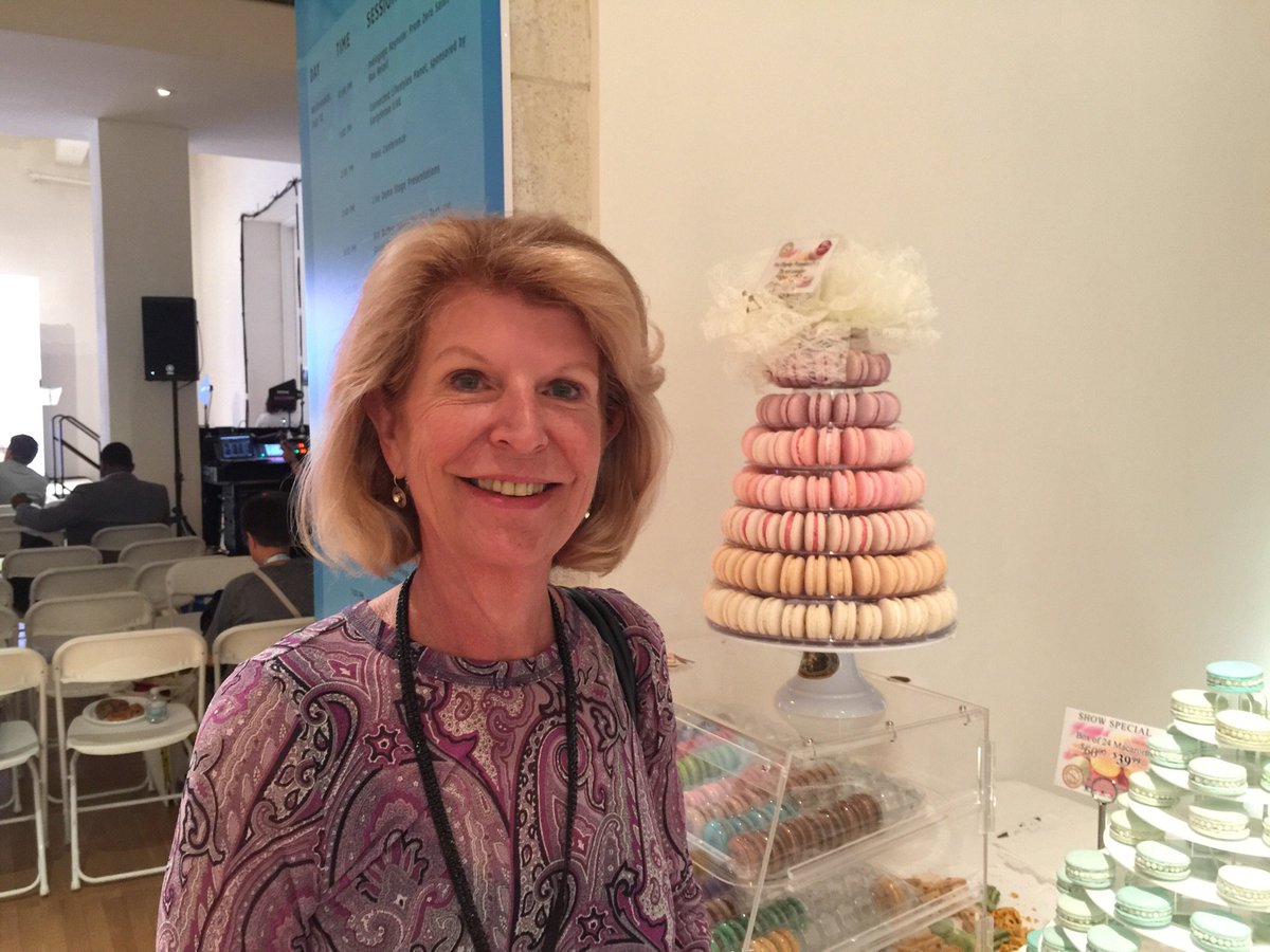 TechInsiderGrp's tweet image. Yummy snacks @ceweekny #ceweek2017 #technologyinsidergroup