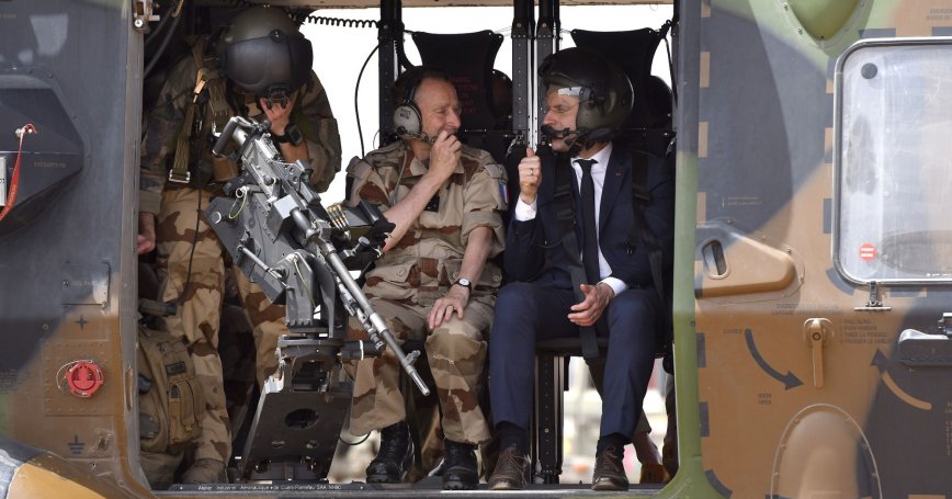 btpadvisers's tweet photo. Clear-cut #BastilleDay analysis from @MichaelShurkin Can #Macron and #Trump overcome their strategic differences? https://t.co/gXCMqVKkZe https://t.co/QFKm05EAqU