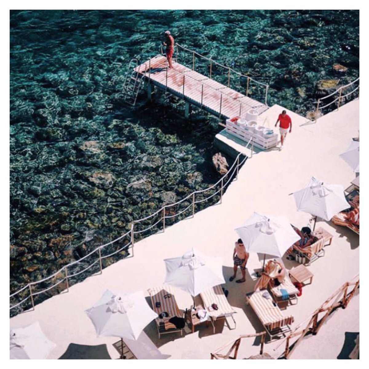 StrongBoalt's tweet photo. A Midsummer Day's Dream #medcalling #tbt #slimaarons #ilpellicano https://t.co/Q45Ny2N6zT https://t.co/WhAoxNUWRj