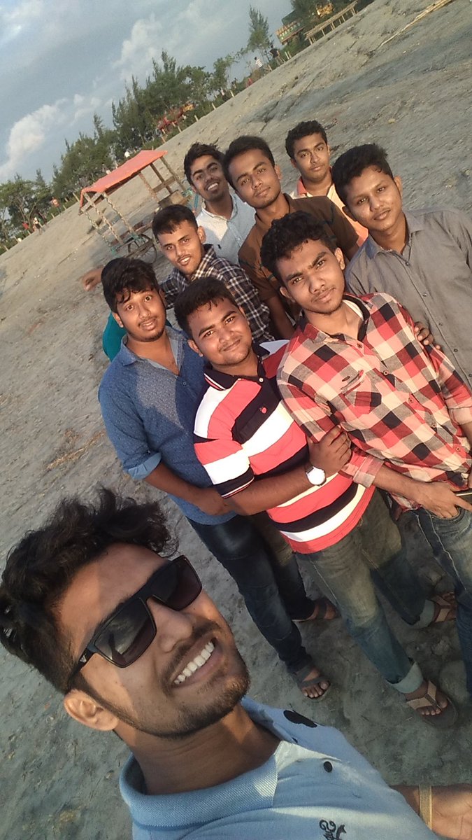 MESmahadi13's tweet photo. for reunion and hangout!!!
#ssc2014
#knhchs
#কাকড়া https://t.co/qob4Qk8oqS