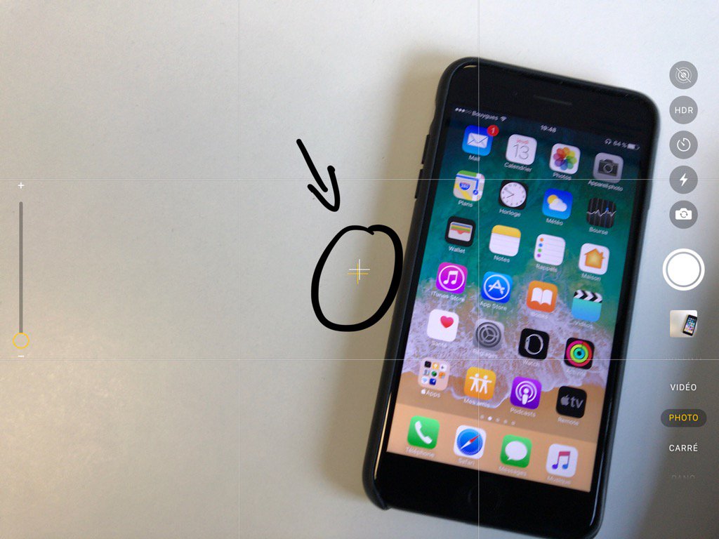 VincentCopie's tweet photo. Petit repère pour être bien à la vertical #iOS11beta2 https://t.co/QYzhA1Qnwq