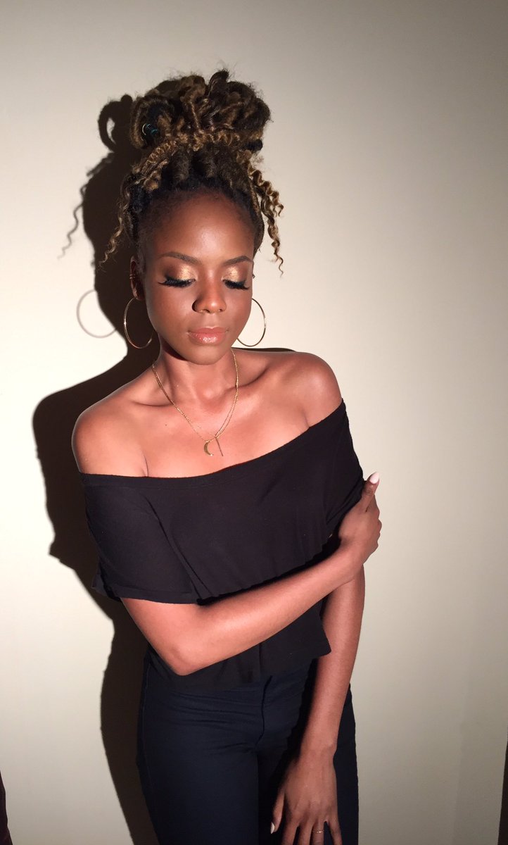 ShalondaNichole's tweet photo. Remembering that time I worked on Ashely! 😍 #dmvmakeup #blackopalbeauty #AnastasiaBeverlyHills #morphebrushes #melanin #makeupartist https://t.co/ORvZ04zfiX