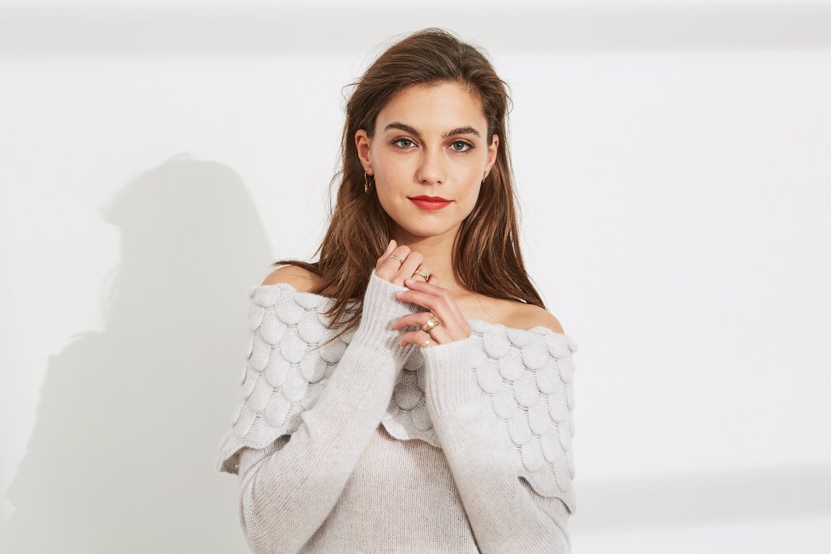 KristaKBoutique's tweet photo. The @AutumnCashmere Trunk Show starts today! Special order the color, size and style of your choice! https://t.co/dOja1ZRg2t
