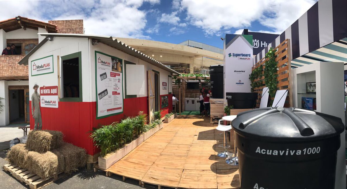 Etexcolombia's tweet photo. Nuestros sist. de almacenamiento responsable #Acuaviva y las soluciones de vivienda temporal #Moduplak al alcance de todos en #agroexpo2017 https://t.co/WBqidyQJ7Z