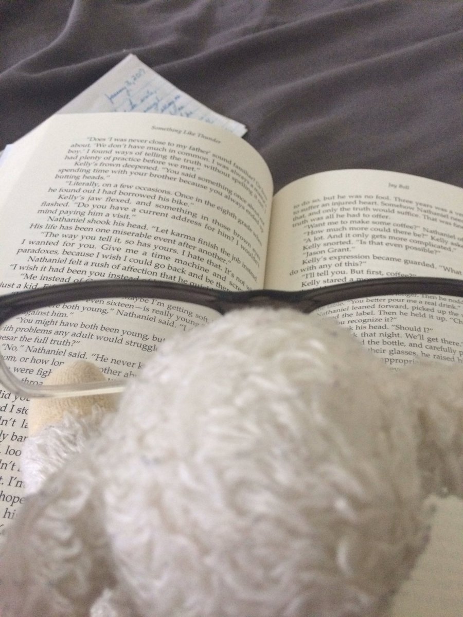 LkwdLamb's tweet photo. Rainy days make for reading days https://t.co/ARygcIPq3n