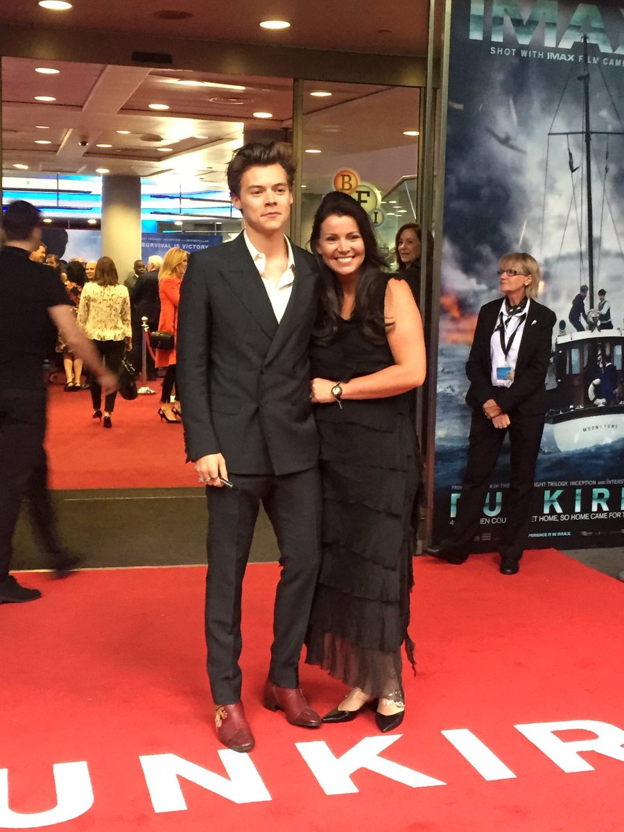 Harry Styles dan sang ibu 