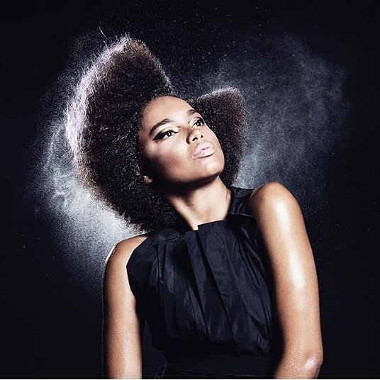 ⚡️CURL POWER.⚡️ Still one of our all time favorite natural curl hairstyles - by international Sebastian Artist, <a href="/c/">c</a>… ift.tt/2ueRPHo