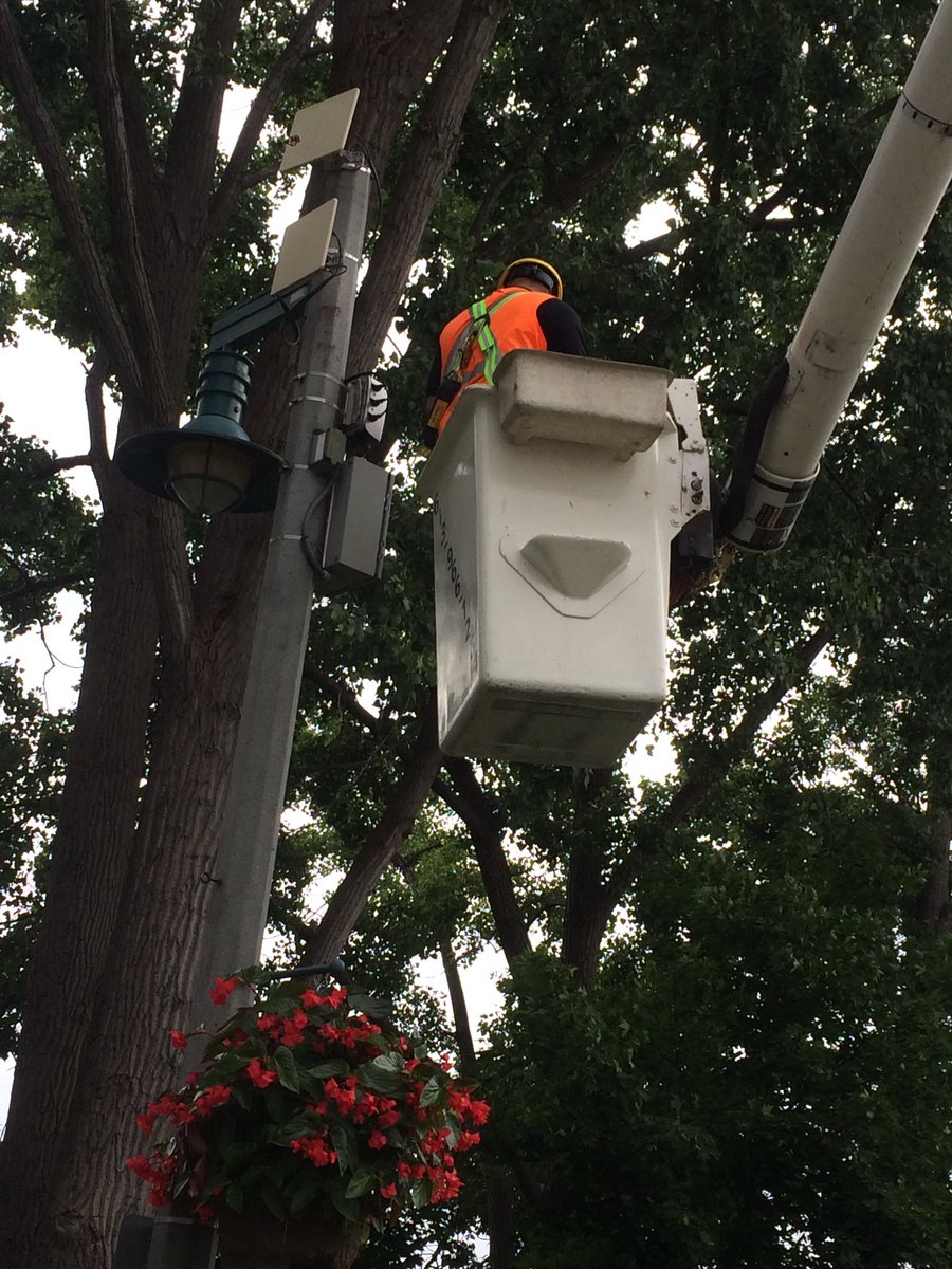 alarmsystems's tweet photo. Working safely and keeping our community safe. It's what we do! @AxisIPVideo #networkvideo #detectandprotect #security https://t.co/ud2ETL7lFc