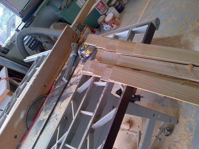 Mel7Labrador's tweet photo. So nice to have friends who have connections near the #birchbark #canoebuilding site. Thankyou P. & your shop #canoe https://t.co/G90hAWV5A3