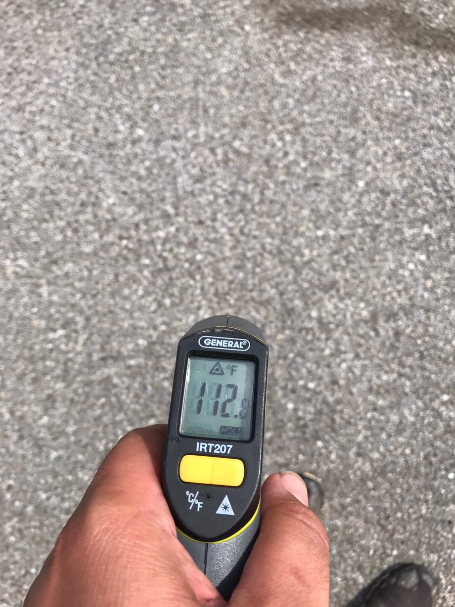 ClaytonDame's tweet image. Temp 91 real feel 105. Grass asphalt and plastic. 🔥