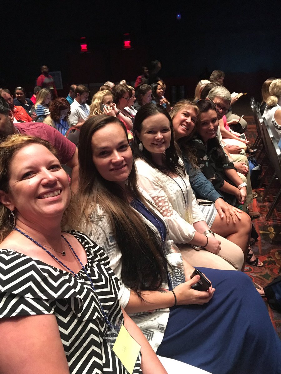VernonMiddle's tweet photo. #AVIDSI17 https://t.co/w47R5nnqyb