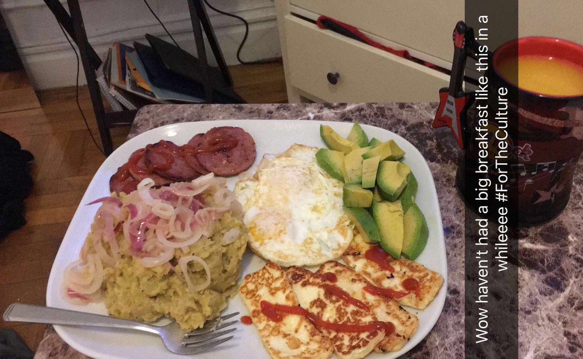 TeddyFromThe5's tweet photo. My breakfast be looking like I got it from Caridad lmao #ChefTed https://t.co/OmnCYAAUCi