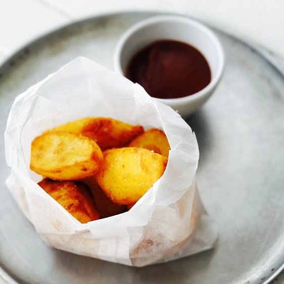 Fries, chips, potato potahto. Come on in for these crispy spuds for #NationalFrenchFryDay! #yyc #yycnow #yycfood #yyceats #yycrestaurants
