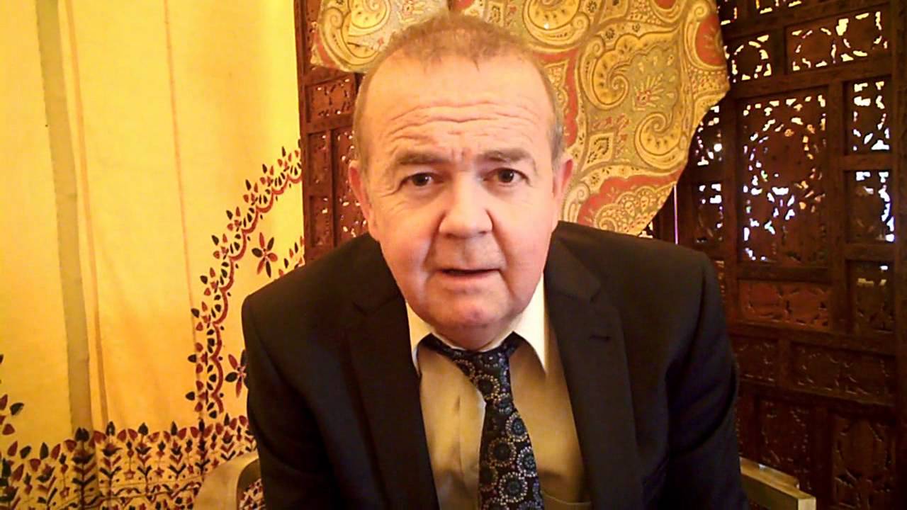 A happy 57th birthday today to Ian Hislop. 