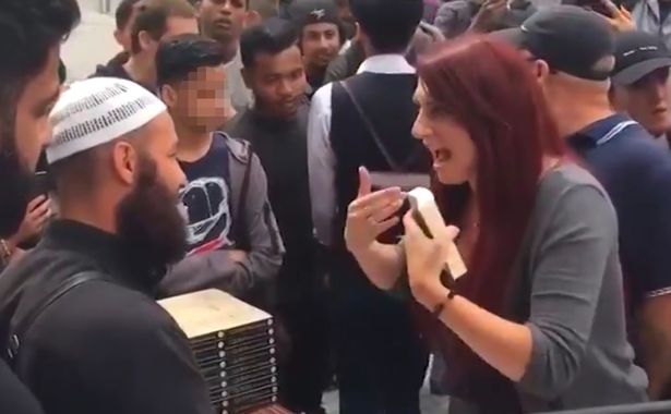 Britain First deputy and Muslim man embroiled in 'heated' street row during 'confrontation' with Islamic recruiters mirror.co.uk/news/uk-news/b…