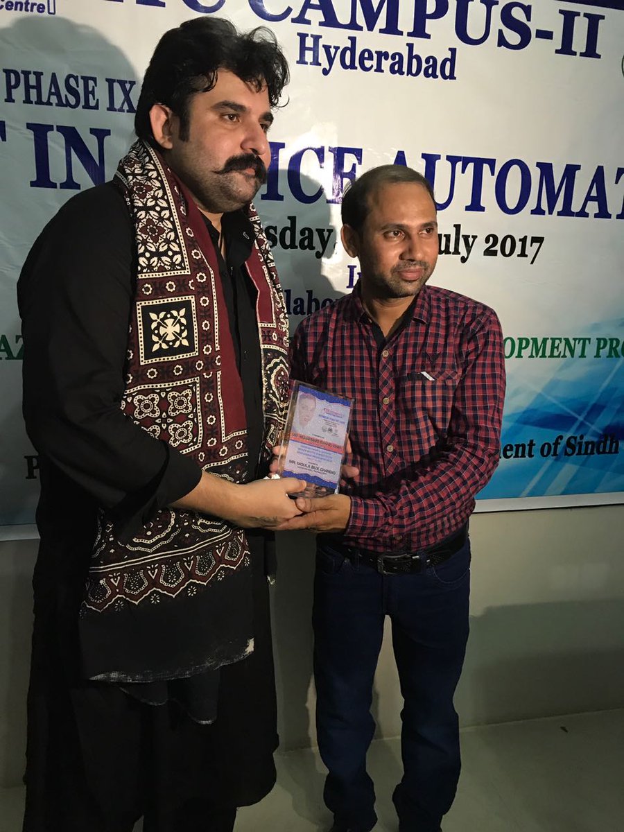 AzamJoyo01's tweet image. @MirYasirPPP attended Certificate Distribution Ceremony of #BBSYDP Program atw#ITC Hyd as a chief guest on behalf of #MoulaBuxChandio