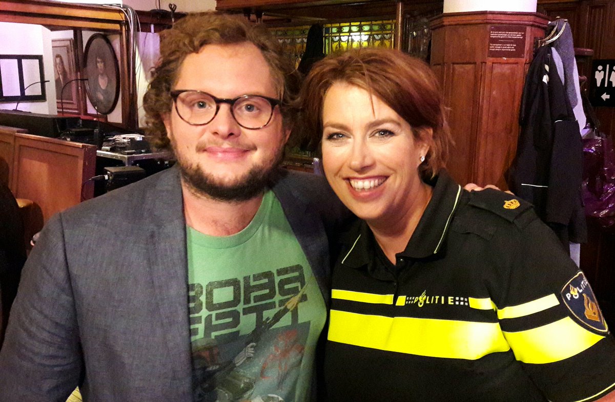 ChantalW_'s tweet photo. @DiederikJekel het was wéér gezellig en interessant! #rtlsummernight #latenightlab #Twente #totdevolgendekeer https://t.co/xkkEyT9RjT