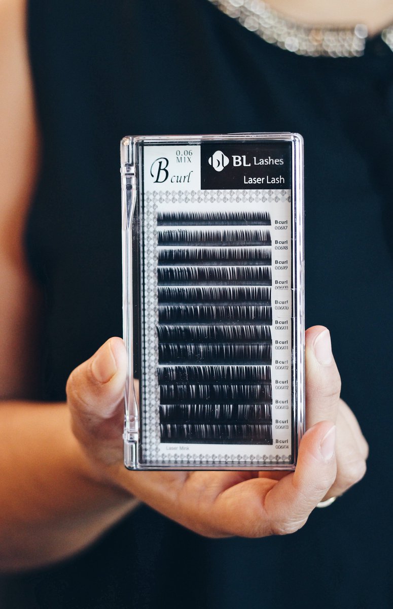 CilsPosana's tweet photo. Nous vendons des cils traités au laser ! Contactez-nous au ☎️ (450) 461-2037 afin d'en savoir plus. Pour acheter : https://t.co/woyTwc9KAW https://t.co/83WkNh7Q2Z