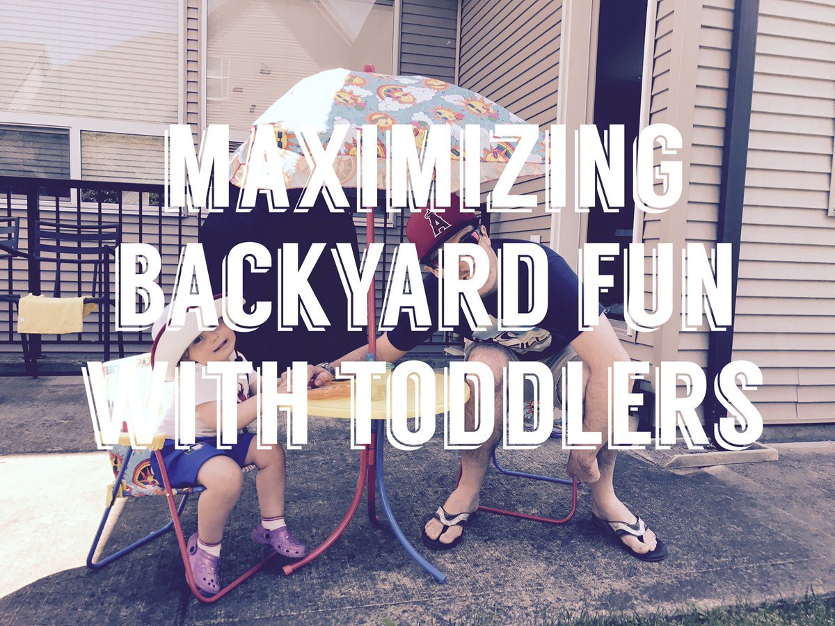 mousehousemom's tweet image. I'll be in the #backyard this weekend if you need me! mousehousemom.com/2017/07/12/wee… #toddler #kidspool #beachball #garden #blogger #newpost #yvr