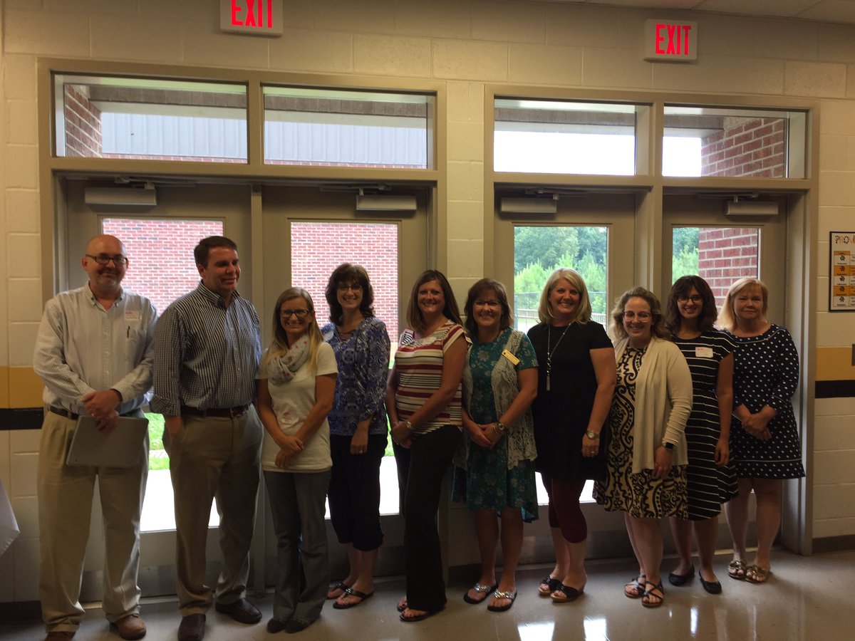 PamTJohnson's tweet photo. What an incredible day at the CCS STEM Summit!! #24strong #ccsSTEM17 https://t.co/9DYecj5I7U