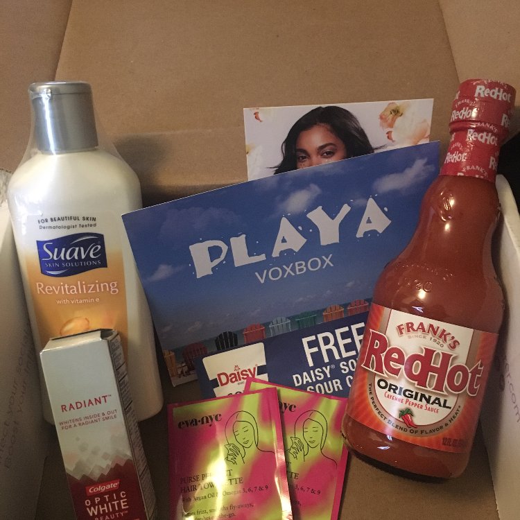 SunnySDGirl's tweet photo. So excited to try my complimentary box from @influenster #playavoxbox #contest https://t.co/qNFciof7Ui