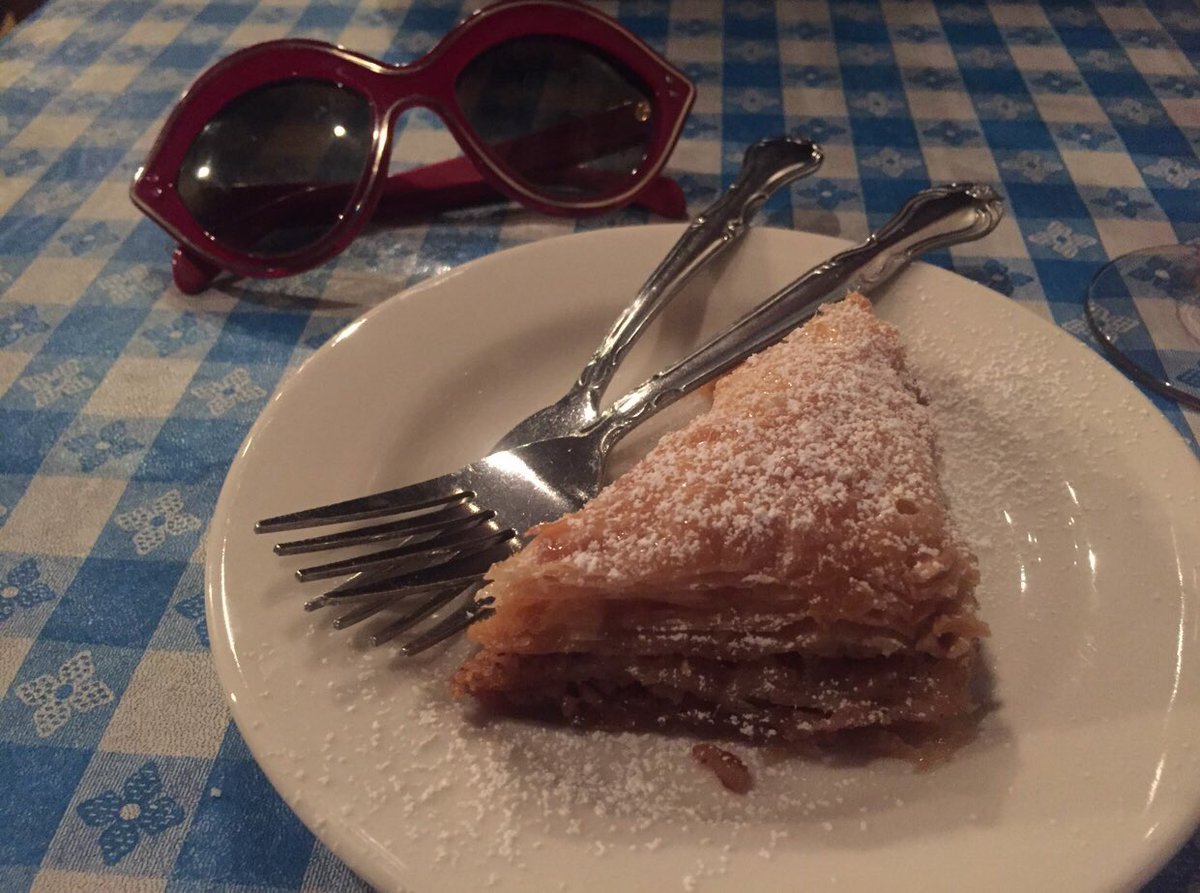 AdventurePretty's tweet photo. A3 utter deliciousness! πππ #pubclubchat https://t.co/Bgsw2BiidP