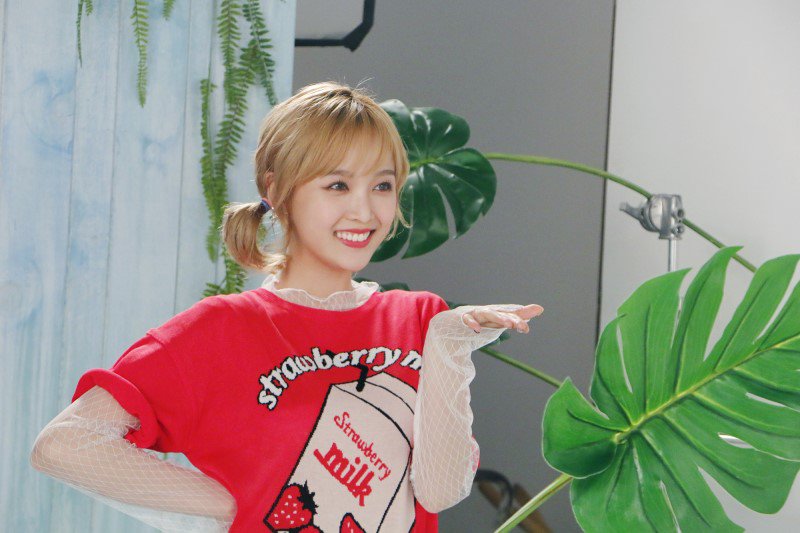 Resultado de imagen de wjsn xuan yi 170714