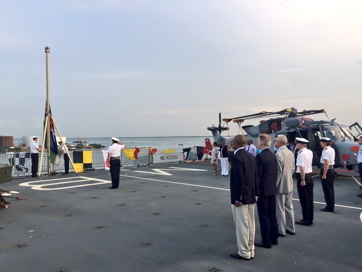 Beautiful sunset ceremony on RFA Mounts Bay this evening in #Kingston harbour #Jamaica <a href="/RoyalNavy/">Royal Navy</a>