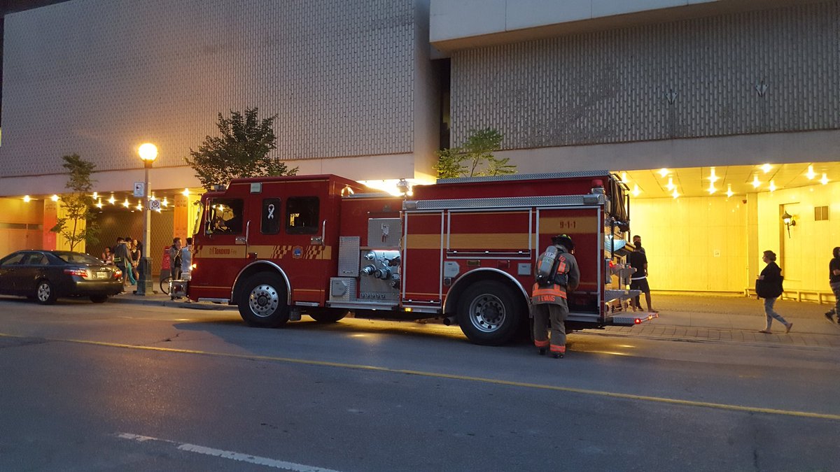Fire alarm at Chestnut on the 9th floor at the 9th AERI and sent a fireman with my name to investigate. Adventures at #AERI2017