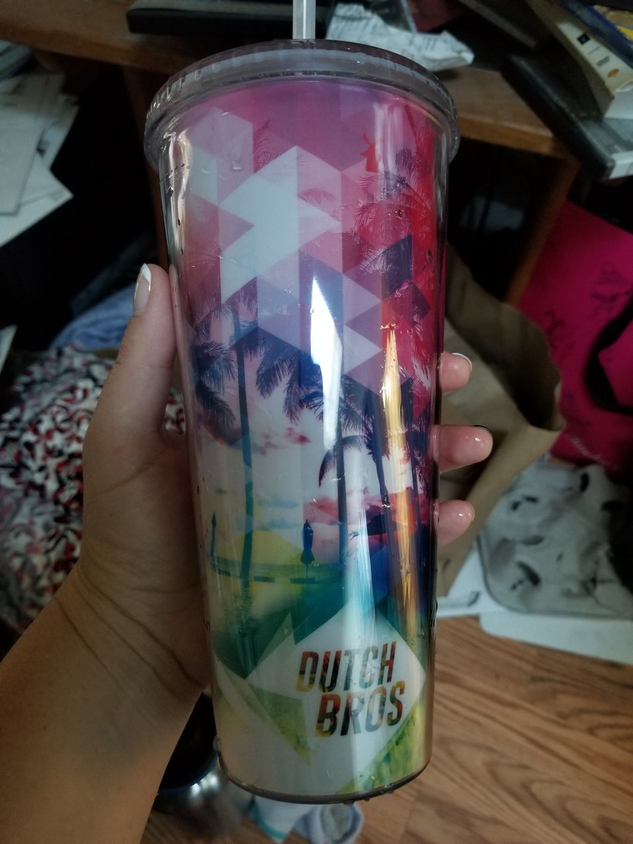 HXania's tweet photo. #DutchBrosCup #NewFav #Love @alanthomasdoyle @AlanTudyk @Campkid @jimmyfallon @LoveTinaTurner @MichelleKate41 @RealHughJackman ☕🍵☕ https://t.co/2XE7LO4cHR