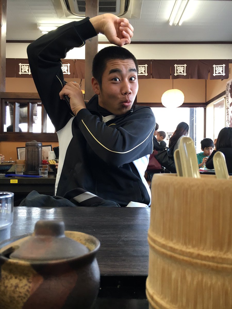 1日遅れたけど誕生日おめでとゴリラ🦍