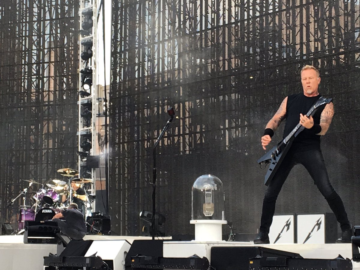 Smiths_Grove's tweet photo. #metindetroit https://t.co/2ytJHVbcdP
