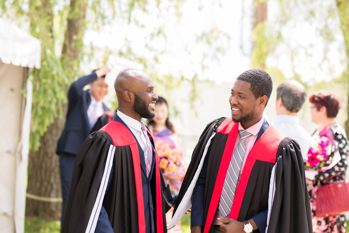 DanielFricks's tweet photo. #SenecaGrad2017 https://t.co/lRGxhEjFQh