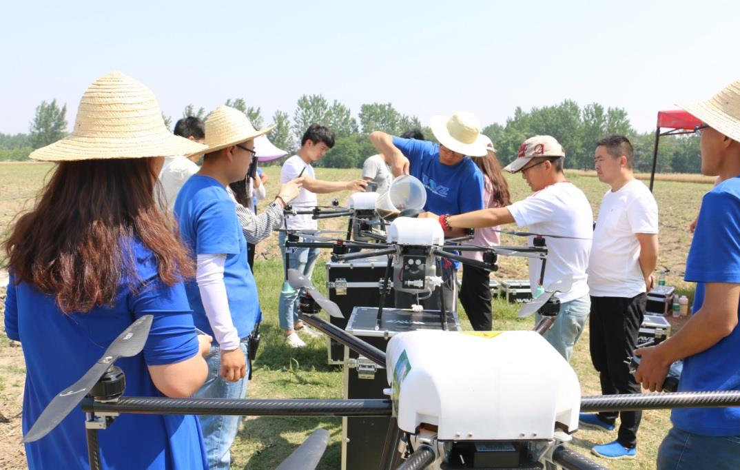 2-days crop protection drone training about #drone structure, function and safety attention matters.  #PlantProtectionUAV.   #MakeABookWarm