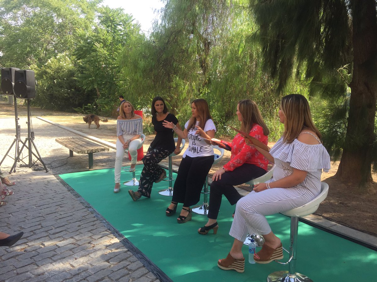 .<a href="/nicadichiara/">Verónica Pérez</a> En estos seis meses han matado a 30 mujeres y 6 menores en este país. El #PactoDeEstado es ya una urgencia #NiUnaMenos