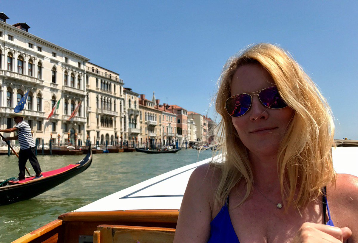 2019 year - Laurel Holloman 2019 year