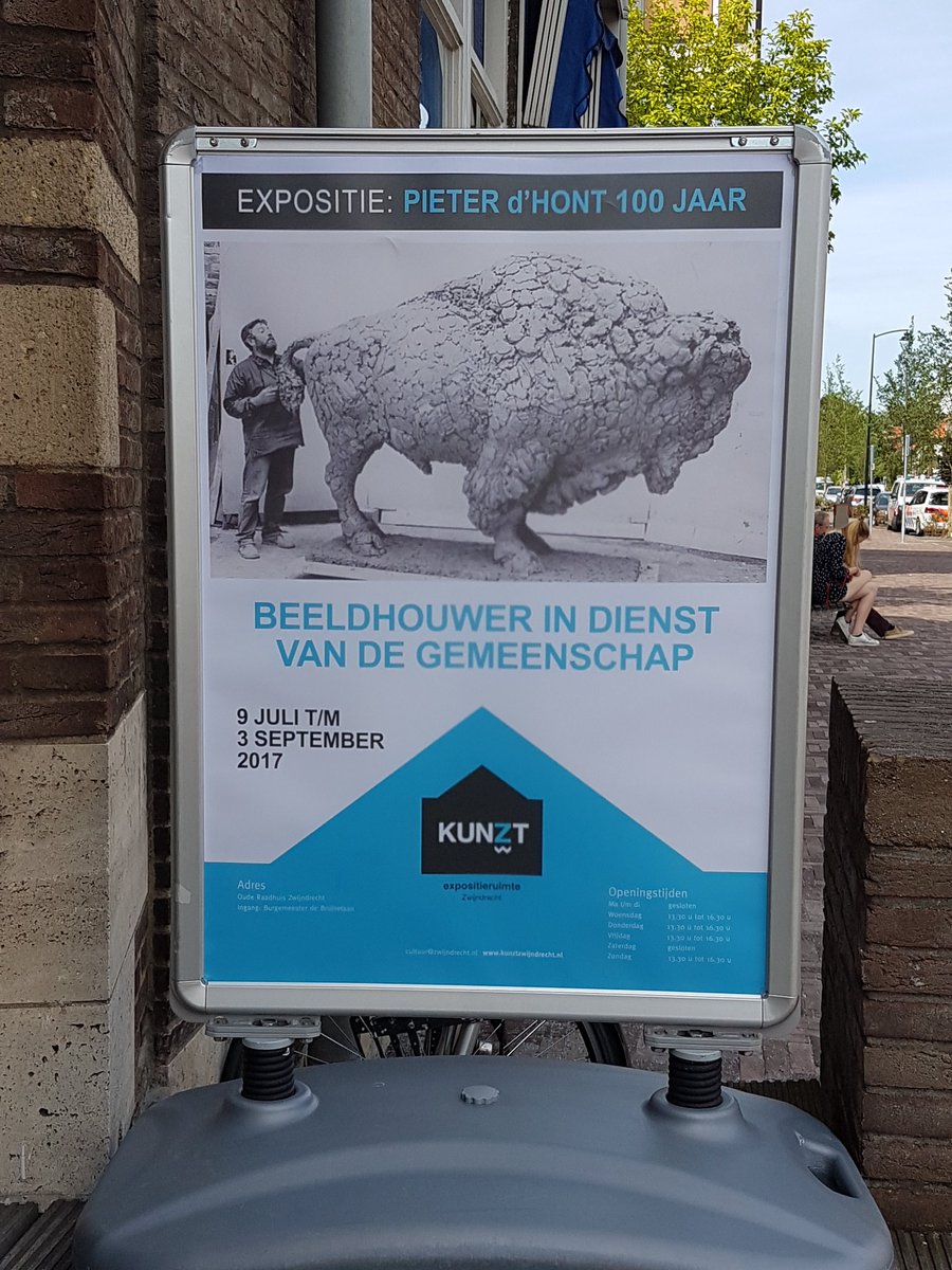 SabineKSchipper's tweet photo. Ook de expositie van beeldhouwer Pieter d'Hont zien In het oude Raadhuis van #Zwijndrecht? Het kan nog t/m 3 september! #aanrader https://t.co/jZLC3NsFjY