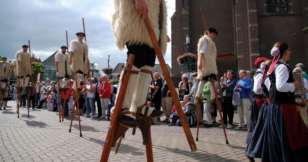 Prachtige folklore van over de hele wereld... schagen24.nl/nieuws/uit-cul… #Schagen #WestfrieseFolklore #Werelddansfestival