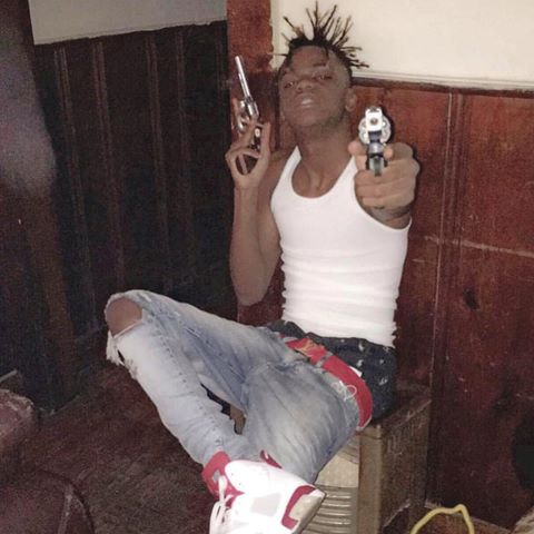 JayDaYoungan___'s tweet photo. Two 38's that's 12shots ✋ https://t.co/zDkBdJrVV2