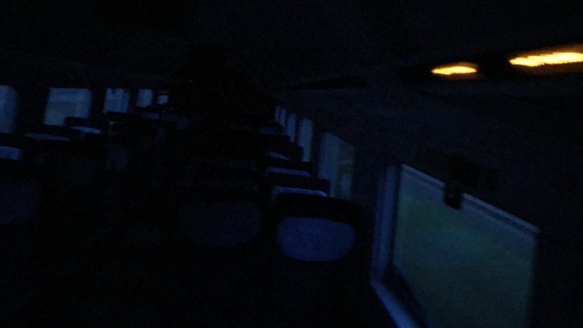 Wenn du in den #ICE steigst und ganz allein bist. Gibts nicht? Doch! Ist unserem Reporter <a href="/willi_haentjes/">Willi Haentjes</a> passiert. bild.de/news/inland/de…