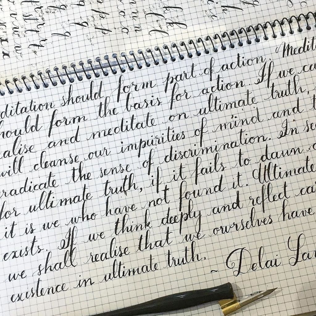 CopperJewels's tweet photo. Practicing every day. #calligraphy #copperplate #calligraphypractice #roundhand https://t.co/qhr2EPGf9Y https://t.co/VvcYJHU4kR