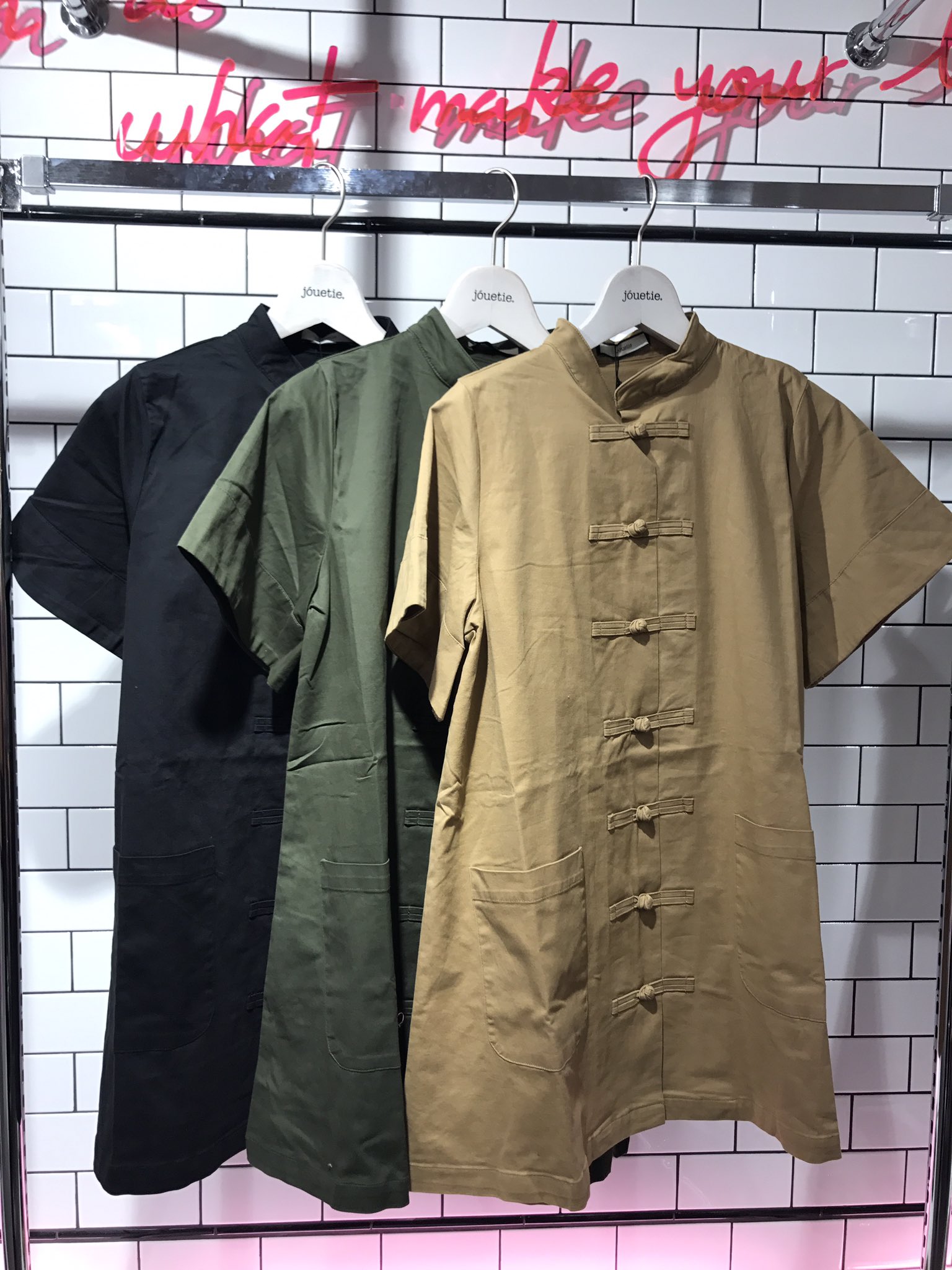 Jouetieルミネエスト新宿店 New Arrival カンフーシャツワンピース 8 000 Tax Blk Khk Bge トレンドのチャイナ風デザインもミニマルに着れる 新しいデザインのワンピースです Jouetie ルミネエスト新宿 T Co Xt0reh5cf0 Twitter