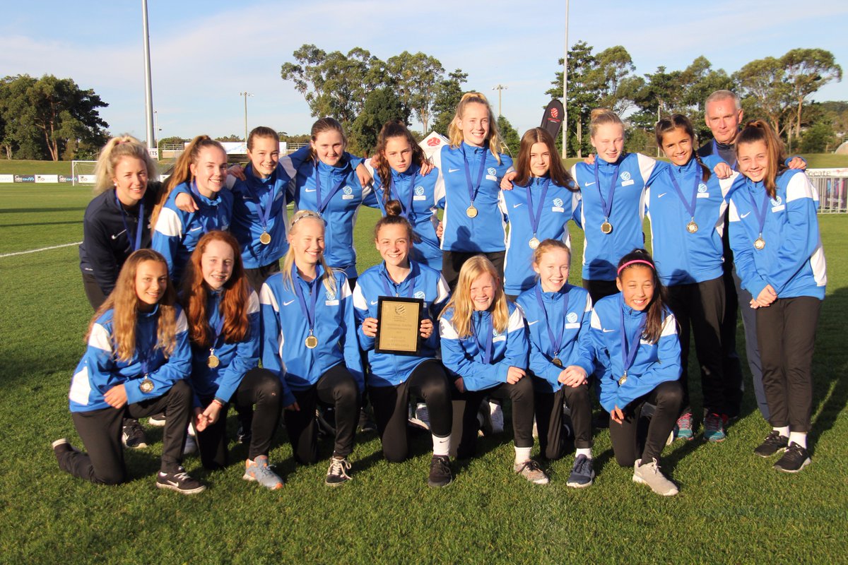 CapitalFootball's tweet photo. The #WestfieldNYC U/14 Girls Pool B Champions from the ACT! Fantastic effort Girls! https://t.co/XeOtNPNTAL
