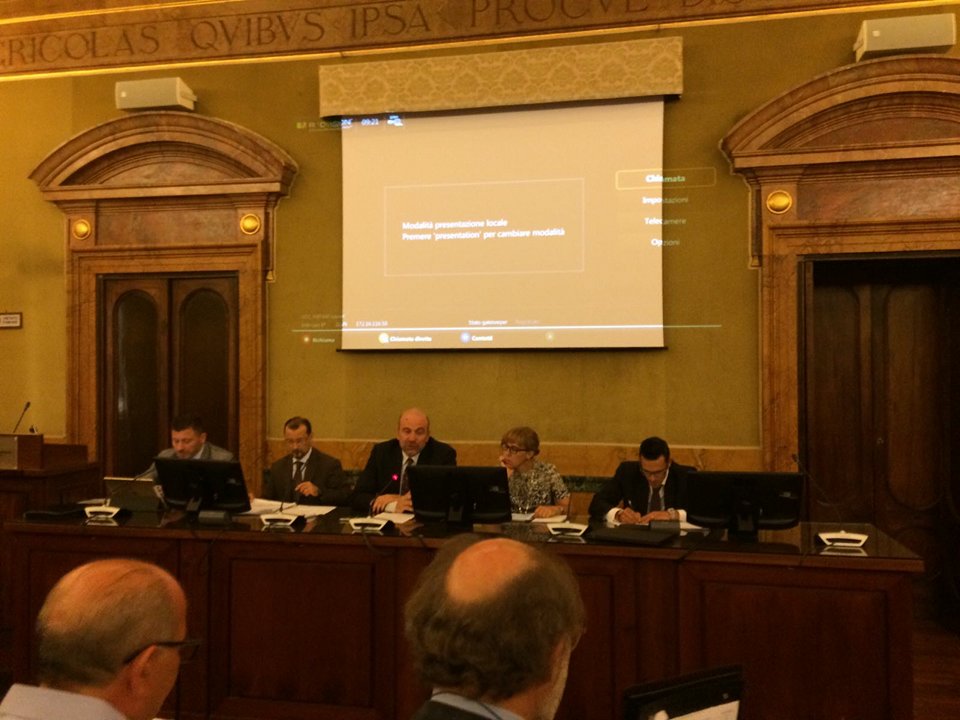 pesceinrete's tweet photo. Aperti a #Roma presso la sede del #MIPAF i lavori del seminario in materia di #piccolapescaartigianale https://t.co/Qhn6C183sf