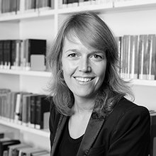 dirkzwager_nl's tweet photo. Lees de bijdrage van advocaat Eva Nass in het Jaarboek van #INSOLAD: https://t.co/8zeEEbyX6d Leuk detail: ze schreef het stuk met haar zus. https://t.co/2XqJecfoOq