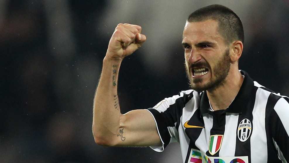 afootoffside's tweet image. #AC Milan will reportedly complete the signing of #Bonucci from Juventus. 

Can the former European giants get back to the glory days?