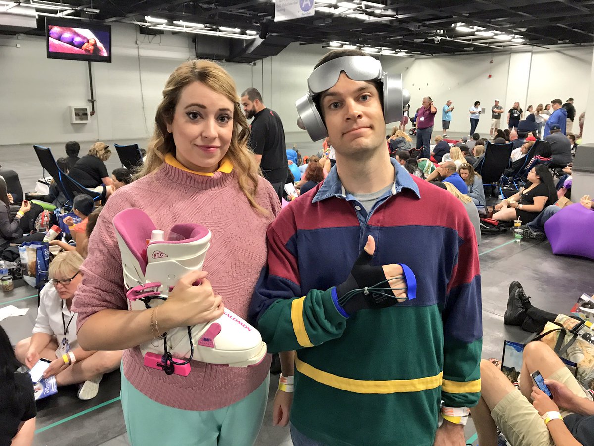 DizneyCTC's tweet image. #D23Expo hasn't even begun and I've already found my fave cosplay. #CarouselOfProgress