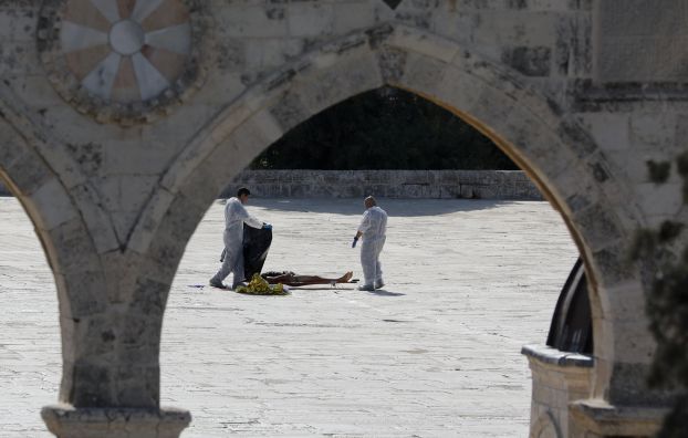 alhayatdaily's tweet photo. #الاحتلال_الإسرائيلي يمنع صلاة الجمعة في #المسجد_الأقصى واستشهاد ثلاثة شبان فلسطينيين برصاص جنوده
https://t.co/T5qKTQc3A9 https://t.co/yiJ7Ry9Xd5