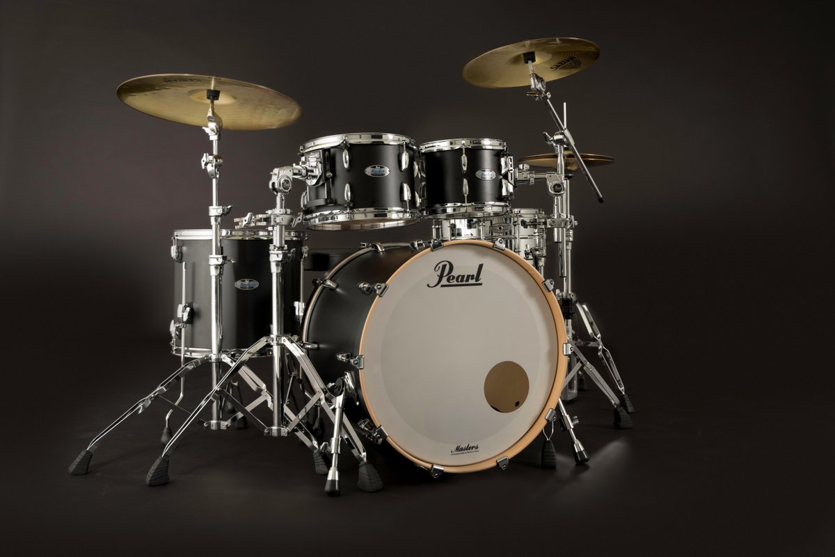 PearlDrumsEuro's tweet photo. Hot or Not?⠀⠀⠀
⠀⠀⠀
Pearl Drums Masters Maple Complete in Matte Caviar Black
⠀
#MastersMaple #drumporn #PlayDrums #pearl_drums #hotornot https://t.co/lryIvuePe1